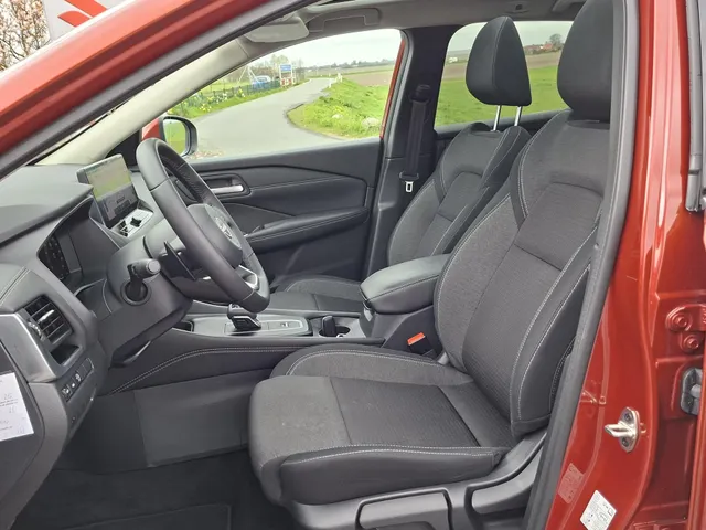 Nissan QASHQAI 1.3 MHEV Xtronic N-Connecta NAVI | PANO DAK | NL-auto | rijklaarprijs !!
