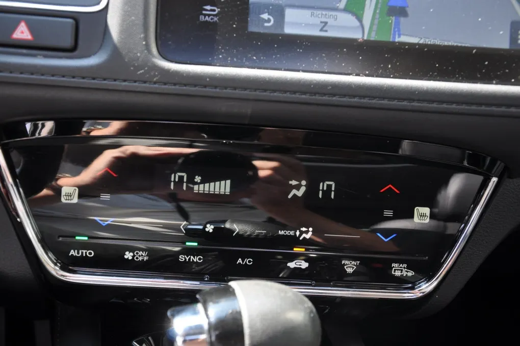 Honda HR-V 1.5 i-VTEC Executive Panorama Trekhaak
