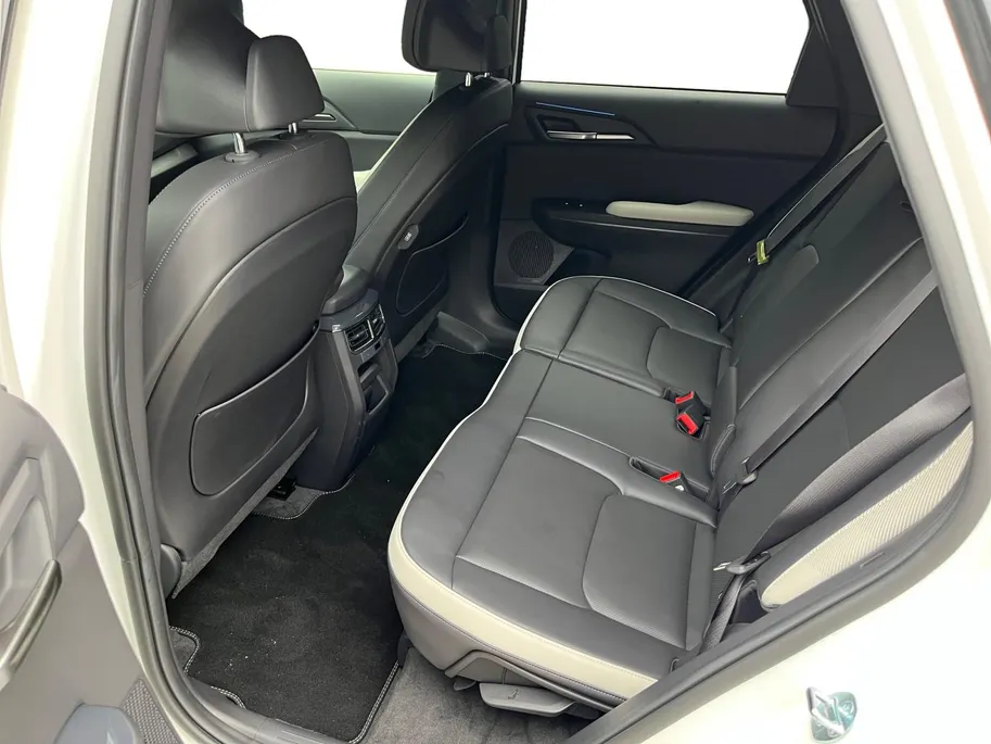 Kia EV5 GT-Line 81.4 kWh | Informeer naar beschikbaarheid | 505 km actieradius | 19' Inch velgen | NU €3000 inruilpremie + 500 korting KIA laadpaal
