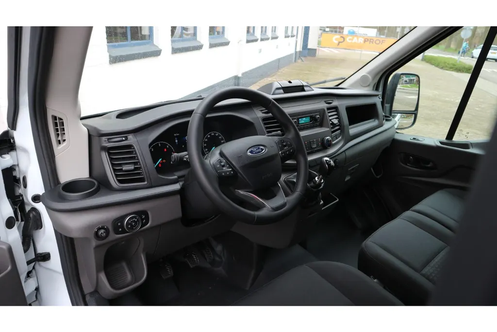 Ford Transit 350 2.0 130pk L3H2 Trend | Trekhaak |