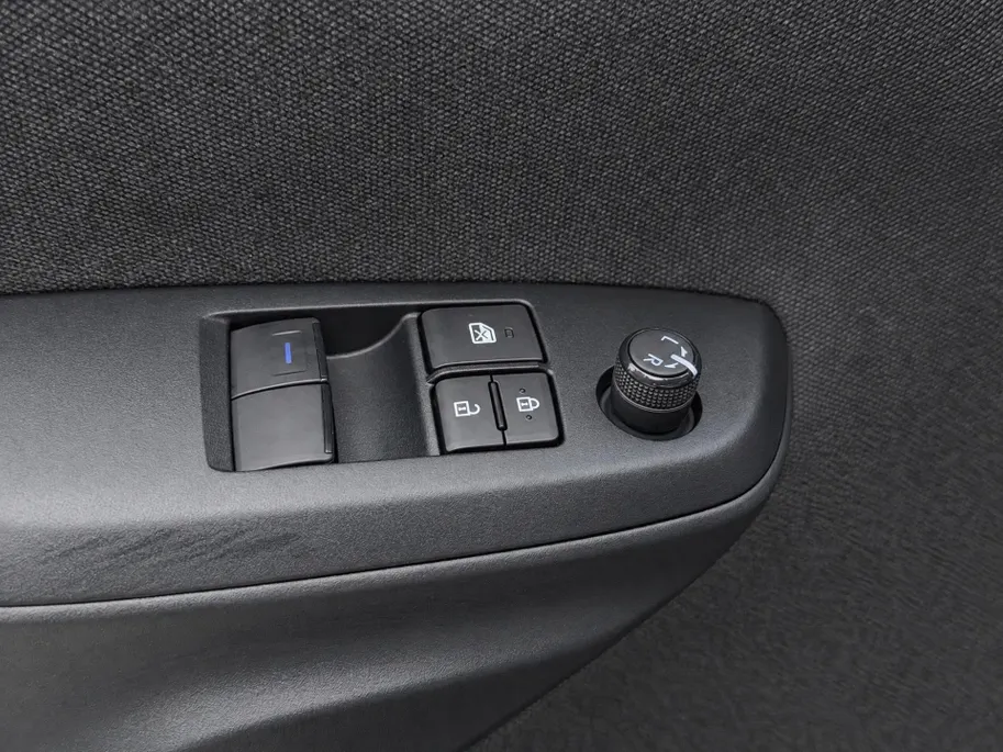 Toyota Yaris 1.5 Hybrid Active 10 jaar garantie | Dealer onderhouden | 1E EIGENAAR | HYBRIDE | ZUINIG | HOGE INSTAP | CRUISE CONTROL
