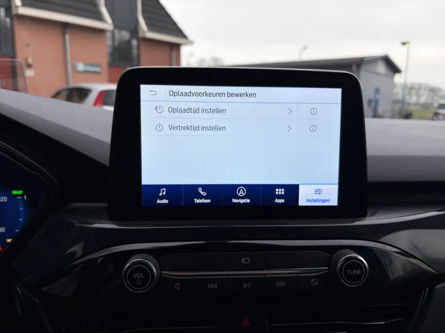 Ford Kuga 2.5 PHEV ST-Line 225PK | Adaptieve Cruise Control | Winter Pack | BLIS | Head Up Display | LED | El. Achterklep | Navigatie | Camera |