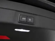 Audi A6 Avant 2.0 e-hybrid 299pk quattro Advanced edition · Panoramadak · Inklap. Trekhaak · Vierwielbesturing · Elek. Stoelen · Dodehoeksensor · Garantie t/m 08-12-2030 of 100.000km