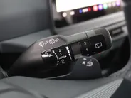 Kia PV5 Passenger Plus 71.2 kWh | Stuur-/stoelverwarming v+a | Camera | Cruise adapt. | Draadloze telefoonlader | PDC v+a | Clima | Navi | LED | 17' LM |