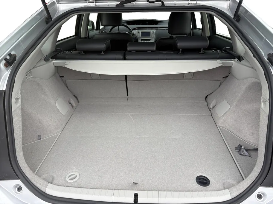 Toyota Prius 1.8 Business |Cruise control| Climate controle| Automaat| 12 maanden Bovag Garantie|