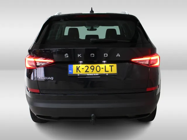 Škoda Kodiaq 1.5 TSI Business Edition DSG 7-Persoons Navigatie | Parkeercamera | 18' Velgen | Trekhaak