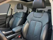 Audi e-tron Sportback 55 quattro S Line 95 kWh 300kW/408PK · Panoramadak · Trekhaak · Camera · Leder · Stoelverwarming · Drive select ·  Garantie t/m 18-10-2027 of 100000km.
