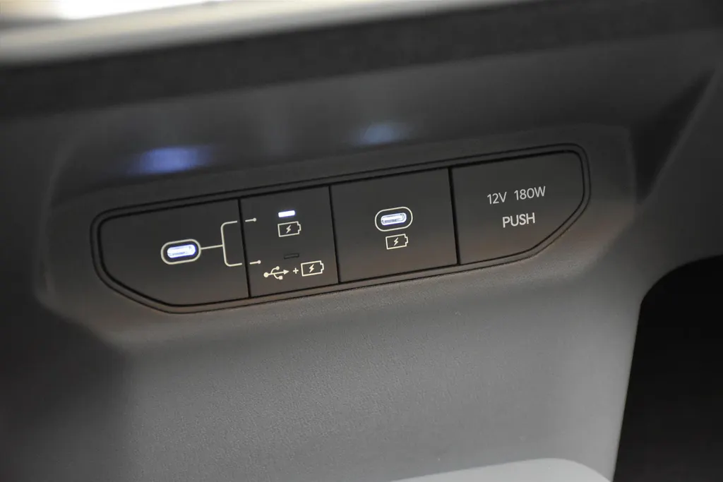 Kia EV3 81,4 kWh 204pk GT-PlusLine