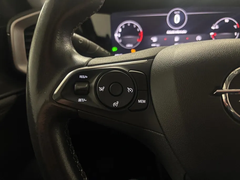 Opel Mokka 1.2 Business Elegance NAVI AIRCO TREKHAAK APPLE CARPLAY ANDROID AUTO HOGE INSTAP LM VELGEN ZEER MOOIE AUTO DEALER ONDERHOUDEN