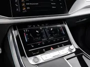 Audi Q8 55 TFSIe 381pk Tiptronic Quattro Pro Line S · Panoramadak · 360 Camera · Wegklapbare Trekhaak · Apple/Android Car Play · Luchtvering · 21'' Inch ·