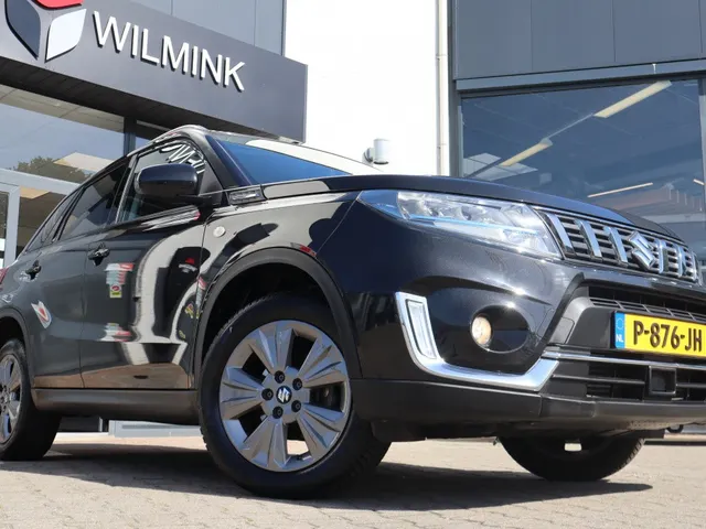 Suzuki Vitara 1.4 BoosterJet Select Hybrid Trekhaak | AllSeasons | Carplay