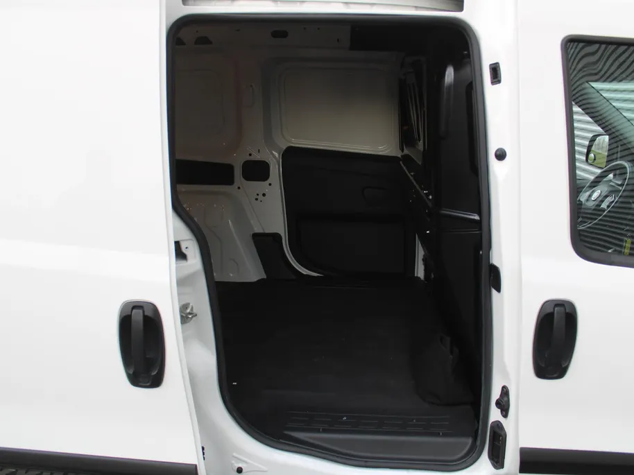Fiat Doblò Cargo 1.6 MJ L1H1 S Trekking | Navi | Cruise | Airco | Parkeersensoren achter | Apple Carplay/Android Auto |
