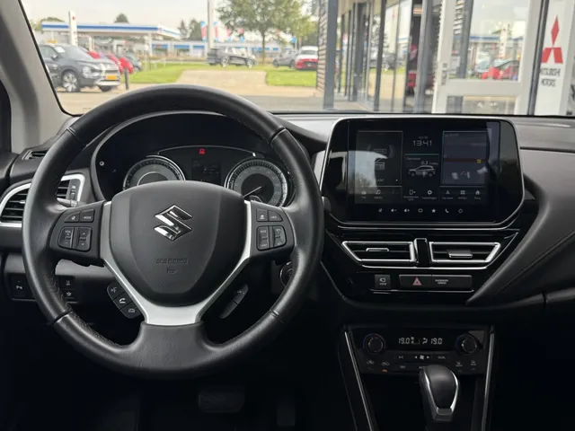 Suzuki S-Cross 1.5 Hybrid Style