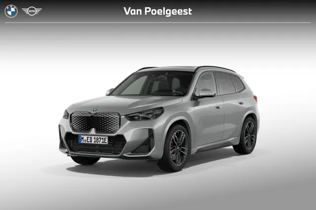 BMW iX1