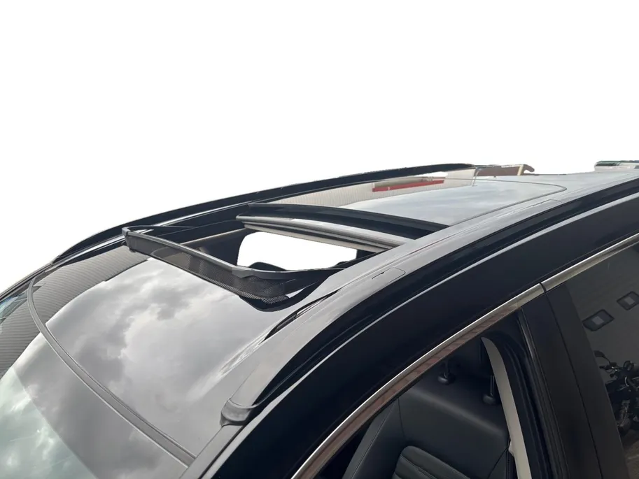 Honda CR-V 2.0 e:HEV Elegance | Panorama dak | Stoel en stuur verwarming | Trekhaak
