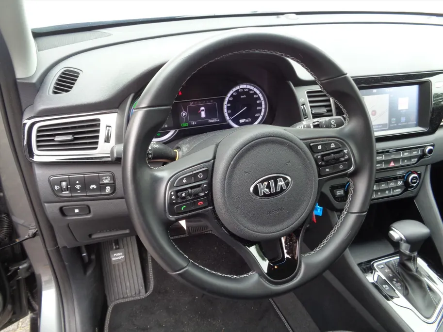 Kia Niro 1.6 GDi Hybrid DCT6 DynamicLine | Navi | Camera | Trekhaak | Cruise |