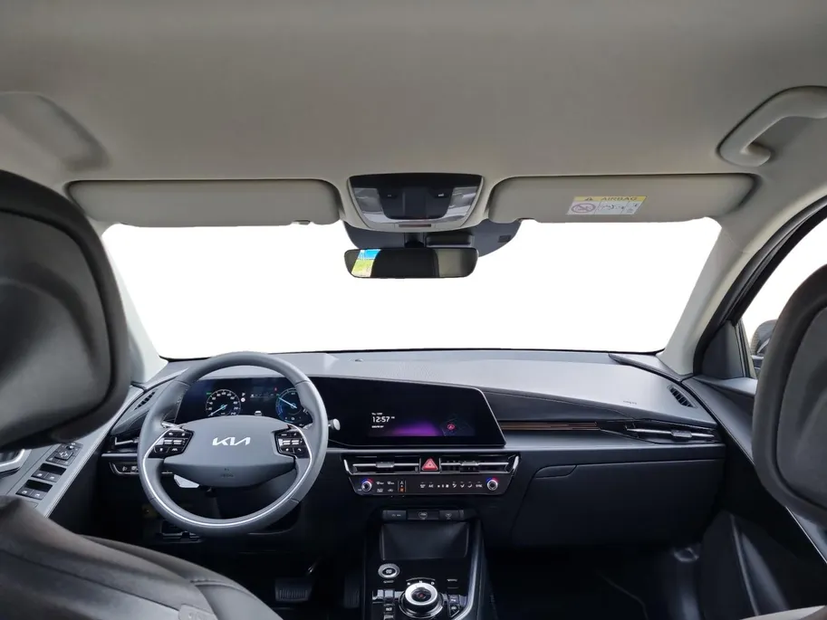 Kia Niro 1.6 GDi Hybrid DynamicLine TOT 5000,- VOORRAADVOORDEEL - informeer naar de beschikbare modellen