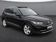Volkswagen Tiguan 1.4TSIeHybrid 180kW/245PK Elegance DSG · Panoramadak · Trekhaak · 360°Camera + Parkeersensoren · Stoelverwarming · Apple/Android Car Play ·