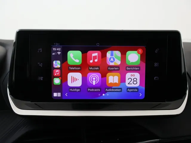 Peugeot 208 1.2 PureTech Allure Navi via Carplay | Cruise Control