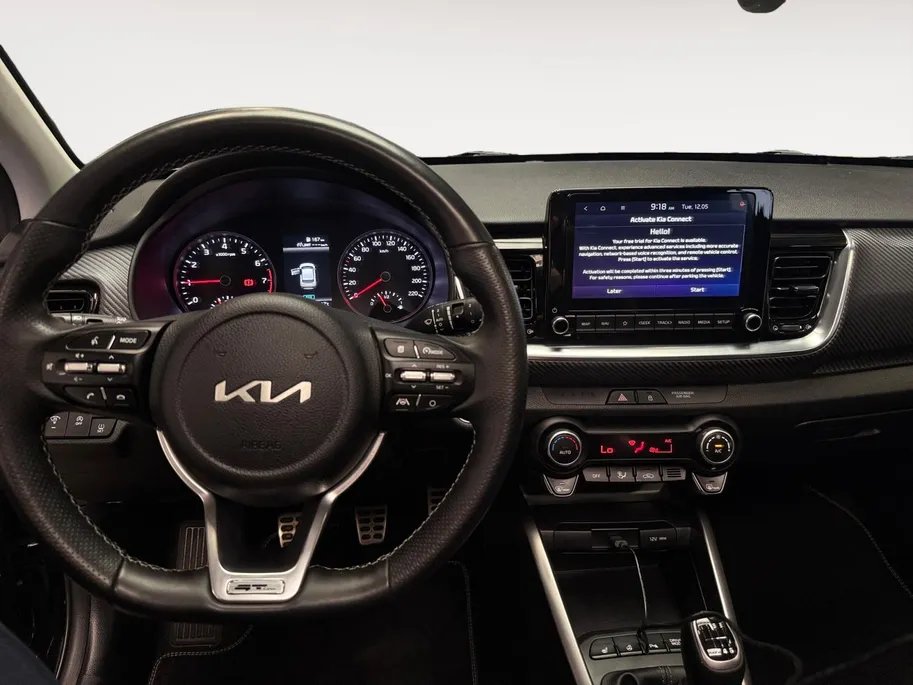 Kia Stonic 1.0 T-GDi MHEV GT-PlusLine Meest luxe uitvoering | 1e Eigenaar | Panorama dak | Dealer onderhouden | Cruise Control Adaptief | Carplay | Metallic lak | Fabrieksgarantie t/m 10-5-2030 + 3x 1 jaar* | NAP