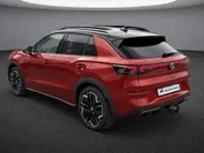Volkswagen T-Roc 1.5eTSI/150PK R-Line Black Style · Panoramadak · Leder · 360°Camera · Trekhaak · Garantie t/m 18-01-2031 of 150.000km