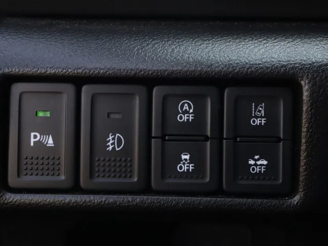 Suzuki S-Cross 1.4 BoosterJet Hybrid Select | Carplay | Trekhaak | All Seasons VERKOCHT