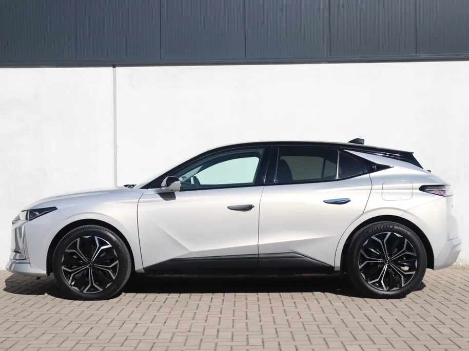 DS DS 4 E-Tense 225 PK La Première | Leder | HUD | Focal | 19'