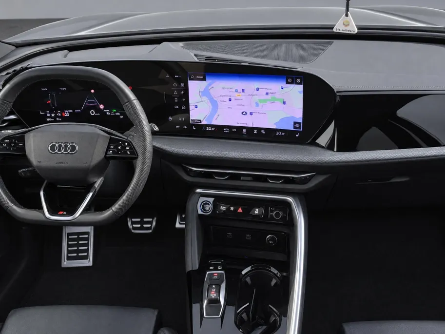 Audi Q5 2.0TFSIe-hybrid 270kW/367PK quattro S edition · Trekhaak · Leder · Camera · Apple/Android Car Play · Drive select · Garantie t/m 25-02-2028