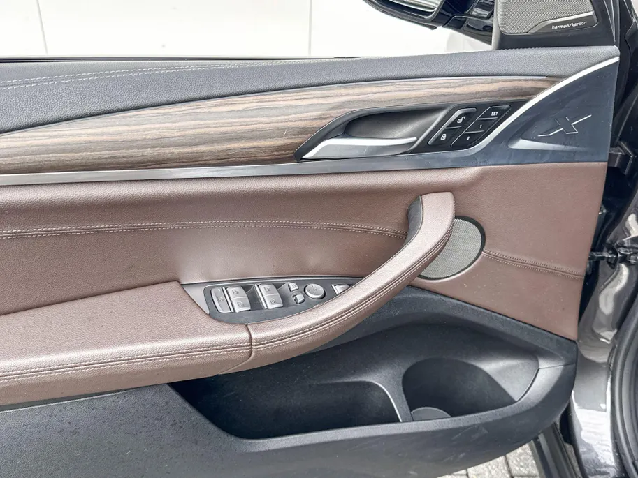 BMW iX3 High Executive