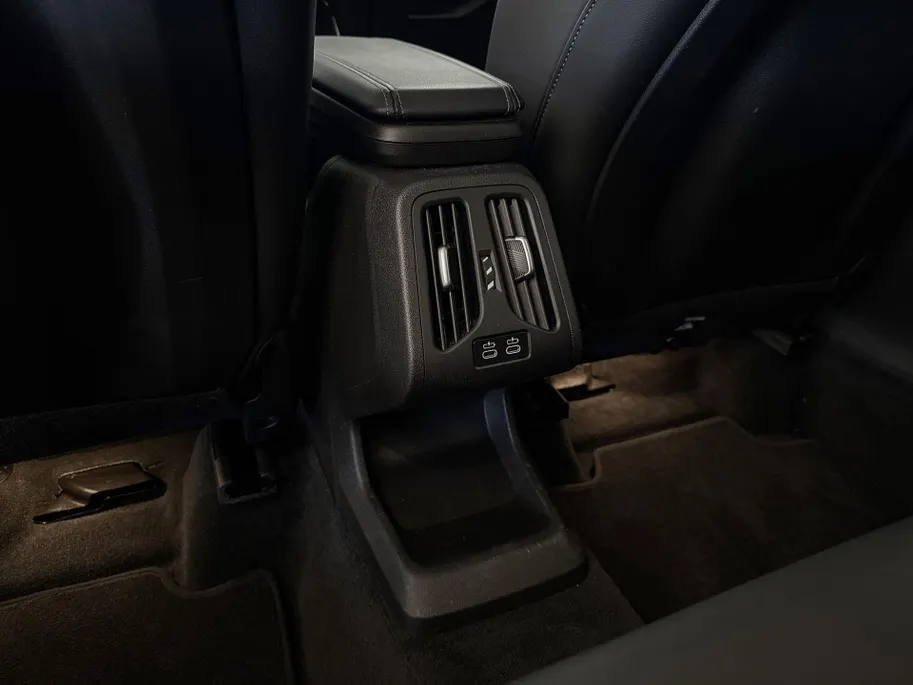 BMW X1 xDrive23i