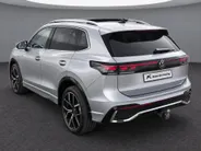 Volkswagen Tiguan 1.5eHybrid 272PK R-Line · Panoramadak · Trekhaak · Camera · Apple/Android Car Play · Garantie t/m 26-06-2030 of 100000km.
