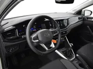 Volkswagen Polo Life Edition 1.0 TSI 95 pk 5 versn. Hand · Airconditioning automatisch, 2-zone (climatronic) ·