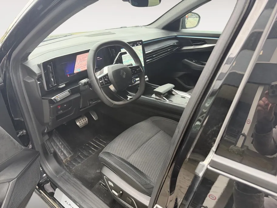 Renault Austral 1.2 E-Tech full hybrid 200 techno esprit Alpine AUTOMAAT NAVI AIRCO CAMERA ELECTRISCHE STOELEN STOELVERWARMING STUURVERWARMING HOGE INSTAP APPLE CARPLAY ANDROID AUTO ZEER MOOIE AUTO