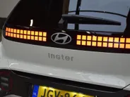 Hyundai Inster Evolve 49 kWh | Adaptieve Cruise + Climate Control I Navi + Camera