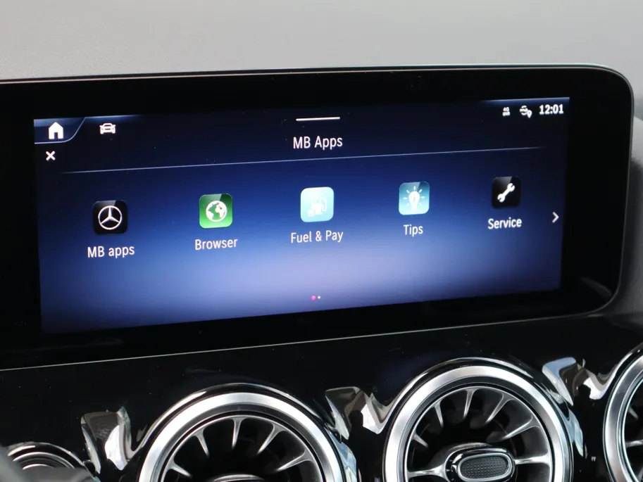 Mercedes-Benz B-Klasse 250 e AMG Line l Keyless l Achteruitrij camera l Stoelverwarming