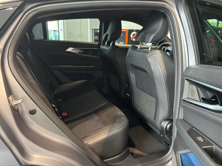 Renault Rafale 1.2 E-Tech full hybrid 200 esprit Alpine Direct uit voorraad leverbaar | 5 jaar garantie | Financieren tegen 2,9% rente | Showroom Renault Den Haag