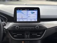 Ford Focus Wagon 1.5 EcoBoost Titanium Business | 1500 kg trekkracht | WINTER PACK