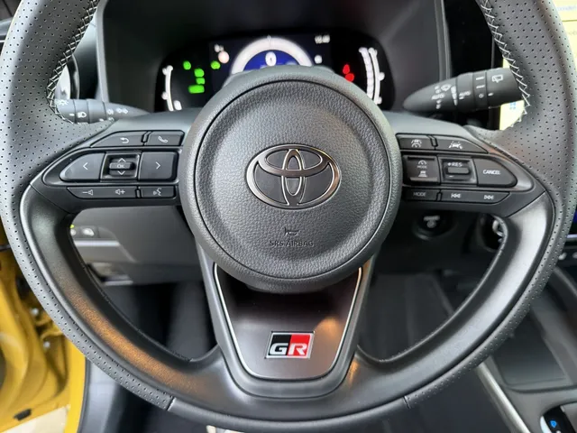 Toyota Aygo X Hybrid 115 GR Sport | PDC V/A | Stoelverwarm. | Camera |