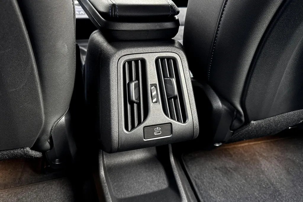 BMW iX1 eDrive20 67 kWh M Sport Edition