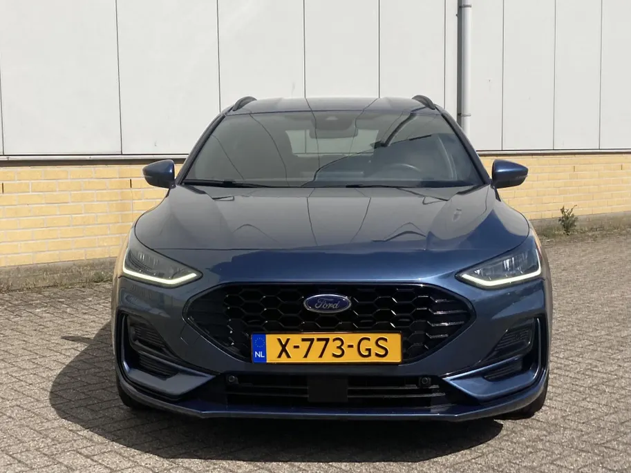 Ford Focus 1.0 EcoBoost Hybrid 155pk Automaat ST Line X Wagon Navigatie - Apple Carplay/ Android Auto - Winter Pack - Driver Assistance Pack