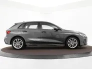 Audi A3 Sportback 40 TFSIe 204pk S Edition · Camera · Apple/Android Car Play · Parkeer Assistent · Stoelverwarming · Sportstoelen · Sfeerverlichting · Garantie t/m 06-10-2029 of 100.000km