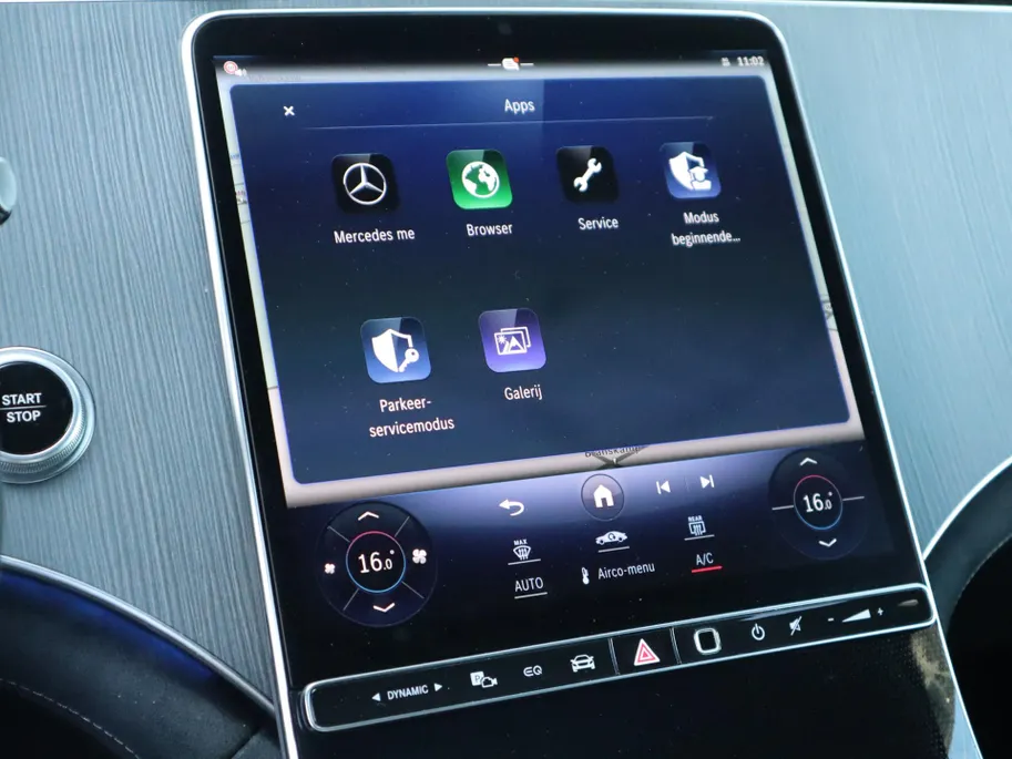 Mercedes-Benz EQE SUV 300 AMG Line 91 kWh l Trekhaak l Keyless l Panoramadak
