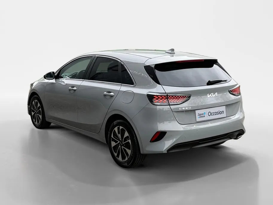 Kia Ceed 1.0 T-GDi Design Edition | Camera | LED | Stoel + Stuurverwarming | Apple Carplay / Android Auto | Halfleder