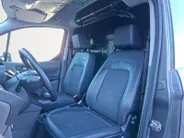 Ford Transit Connect 1.5 EcoBlue L2 Sport 100pk automaat | Trekhaak | Parkeer sensoren | Houten vloer