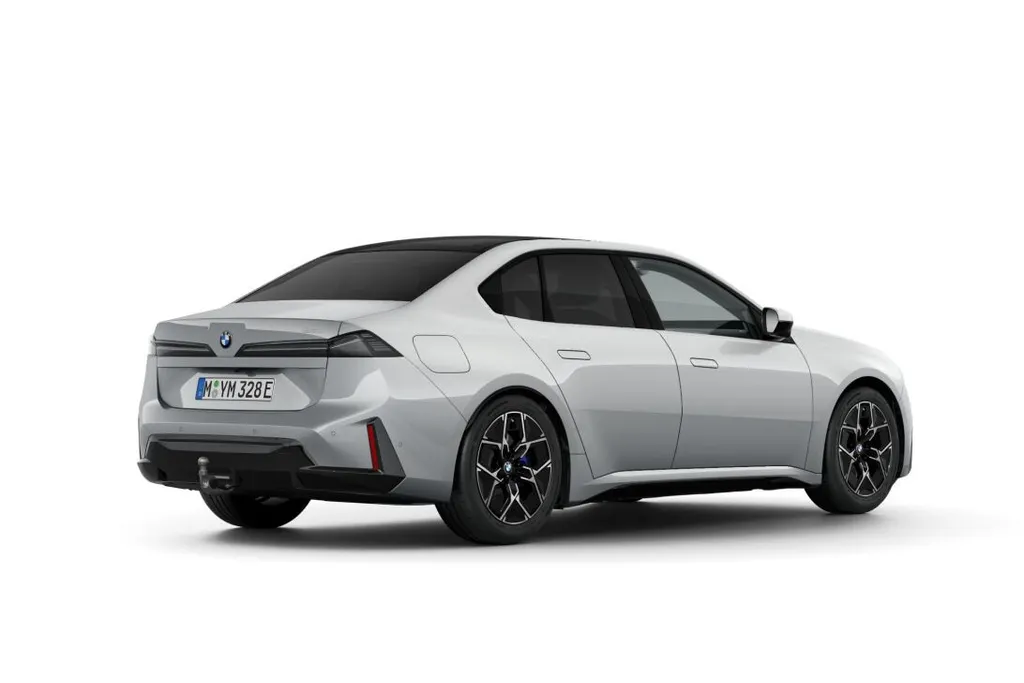 BMW i3 Sedan 50 xDrive First Edition