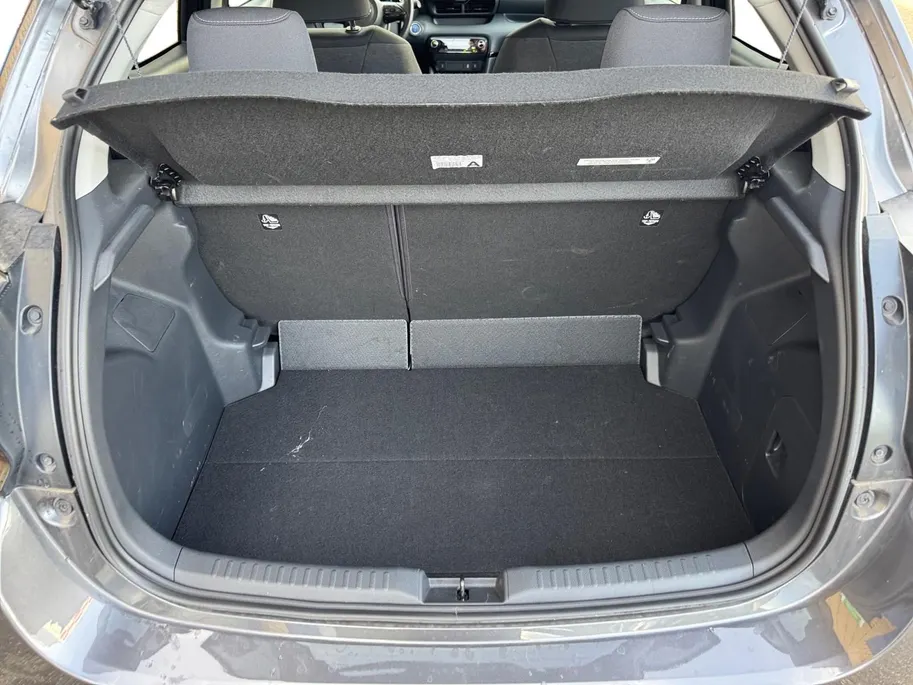 Toyota Yaris 1.5 Hybrid Style | Navigatie | Climate control | Parkeer camera | Stoel verwarming | Keyless