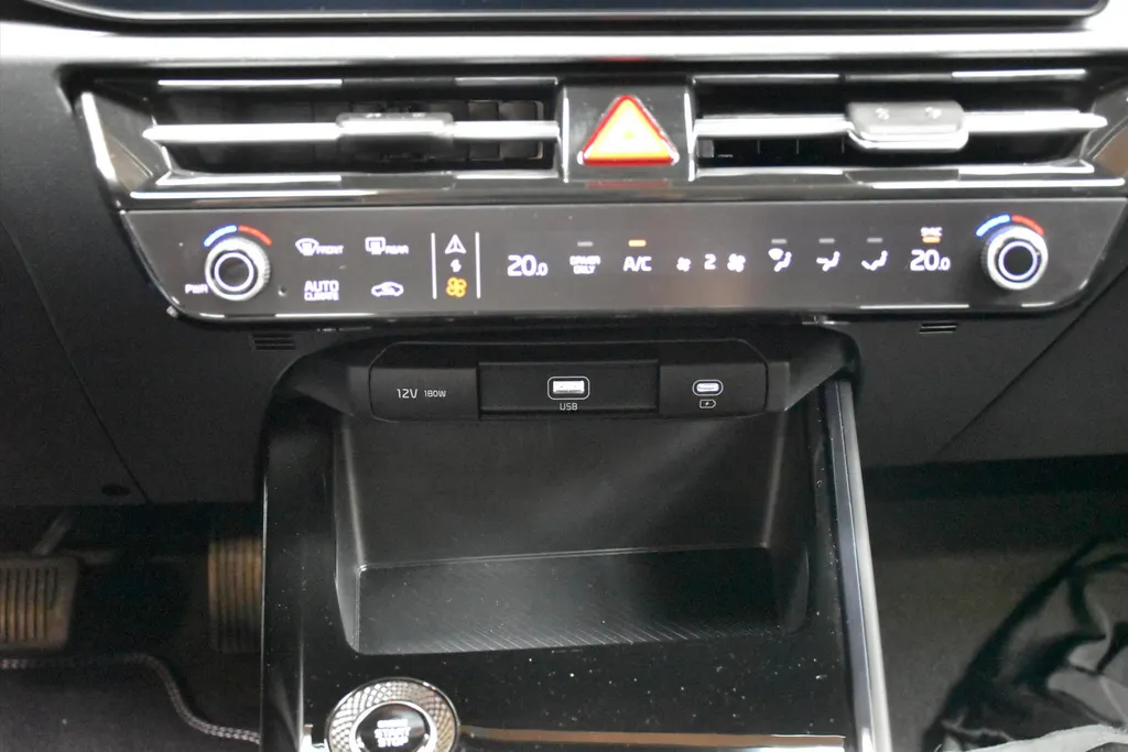 Kia Niro 1.6 Hybrid DCT6 DynamicLine I Navi I Camera I Cruise