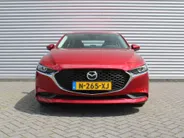 Mazda 3 2.0 e-SkyActiv-G M Hybrid 122 Comfort | Stuur-/stoelverwarming | Camera | Cruise adapt. | Clima | 16' LM | HUD | LED | Dodehoek detectie |