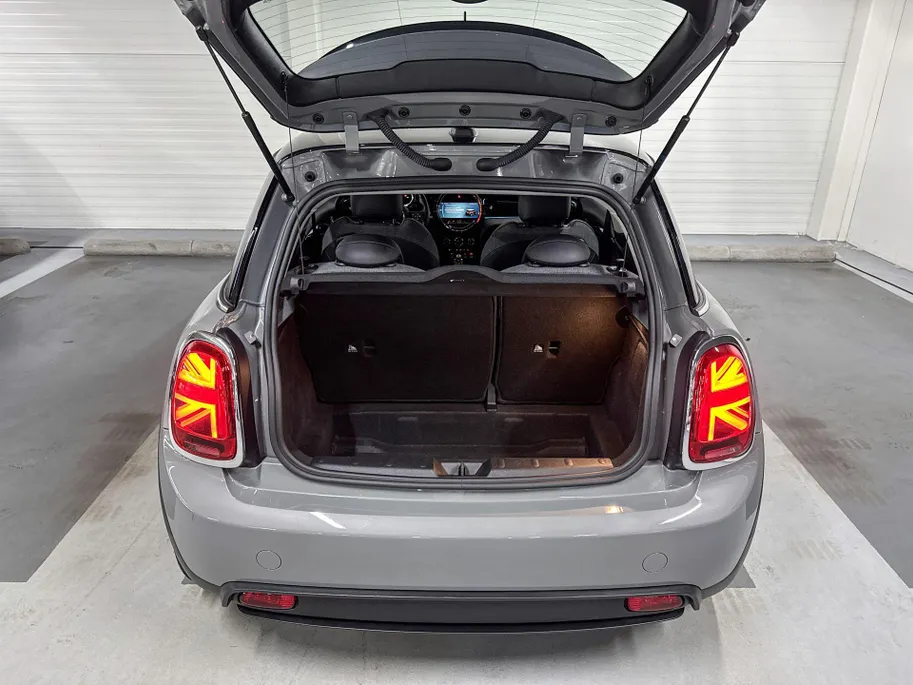 MINI Cooper 3-deurs Electric MINI Yours