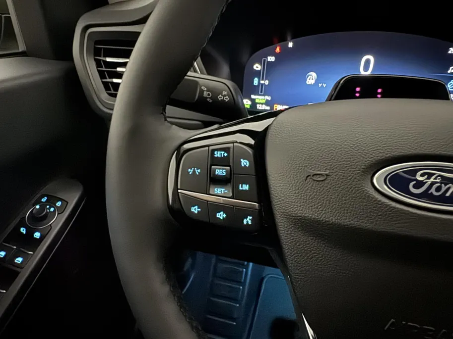 Ford Kuga 2.5 PHEV Titanium